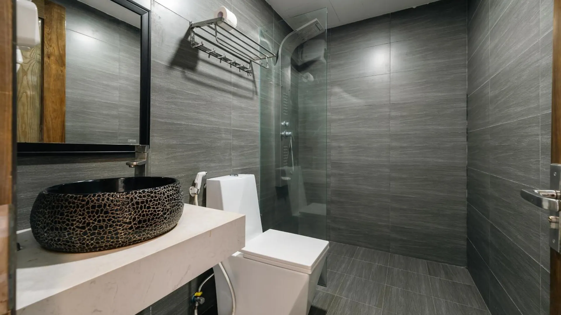 Sydney Da Nang Hotel & Apartment